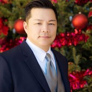 Meet your Posher, Derek